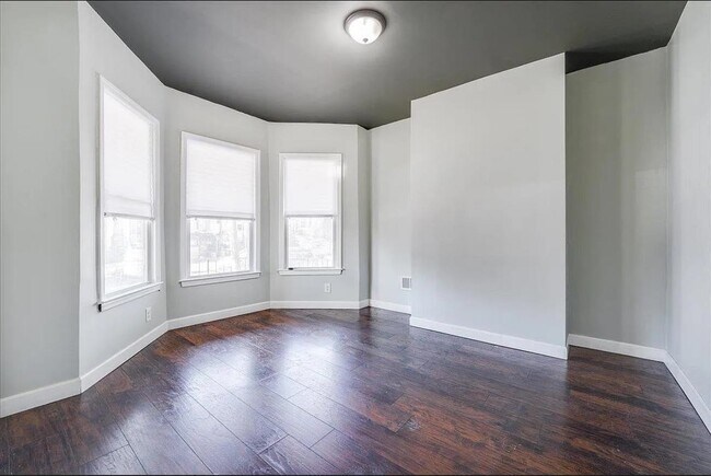 Building Photo - 36 Dwight St
