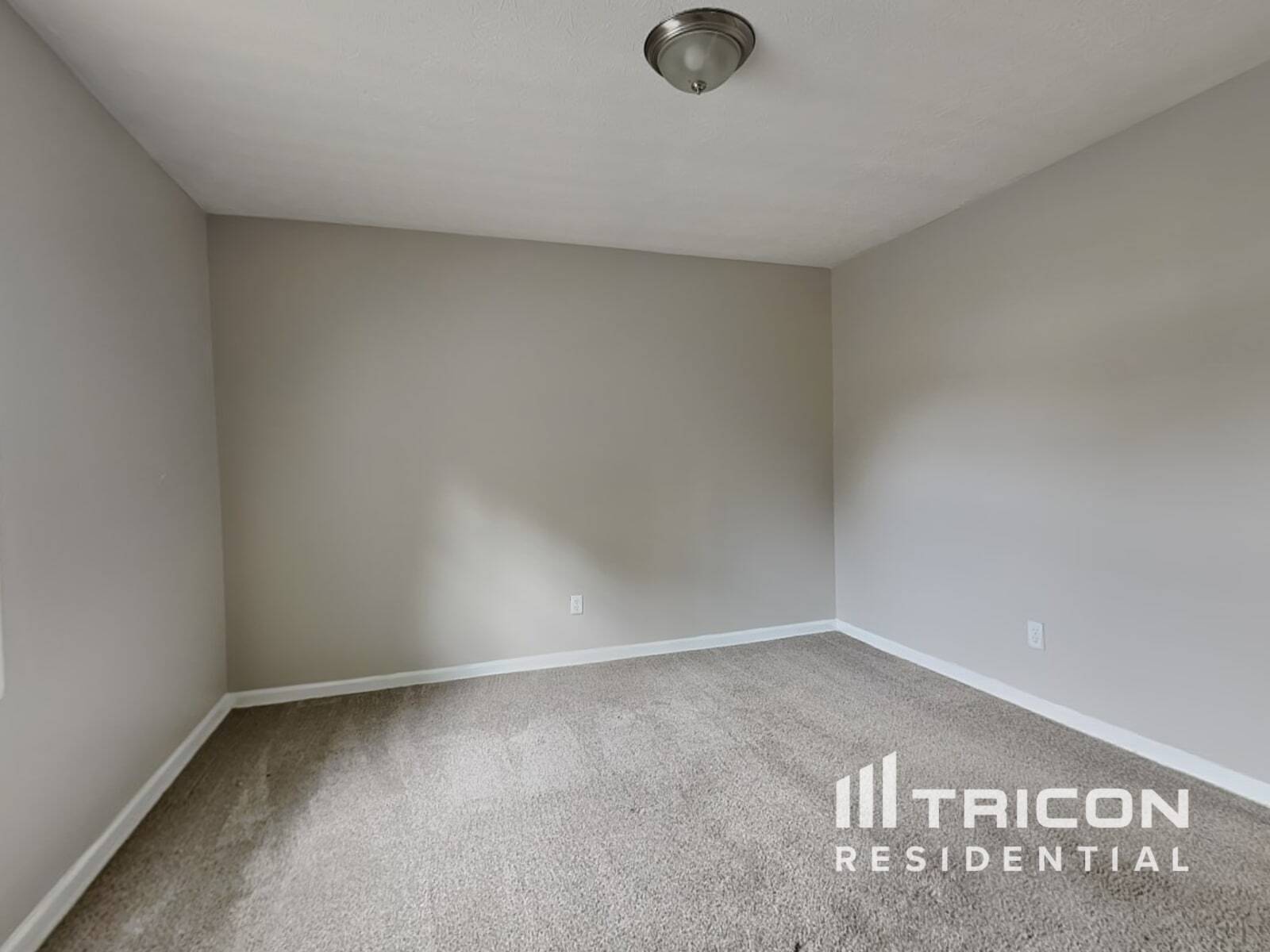 Building Photo - 530 Saddle Shoals Dr