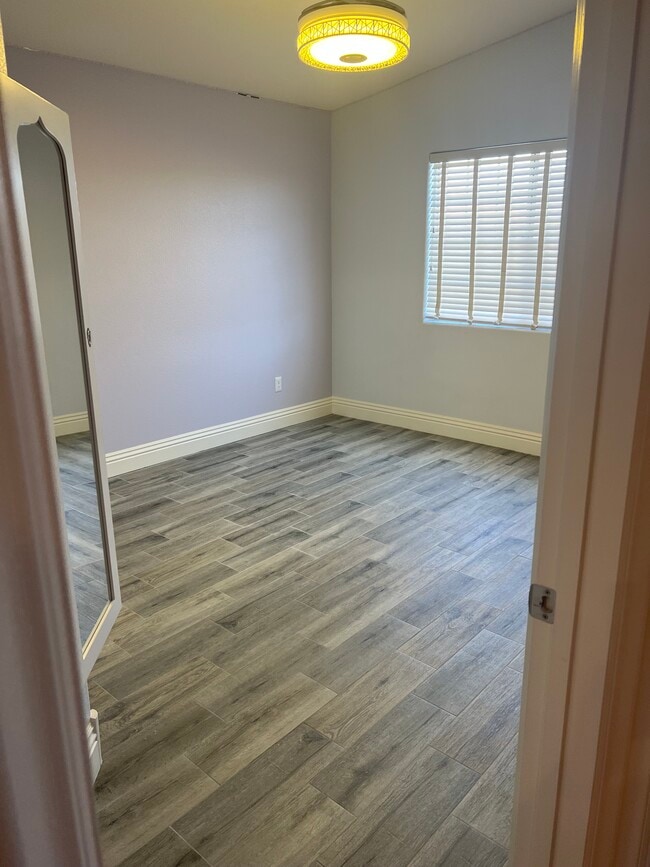 Building Photo - 8152 Cane Creek Mill Ct
