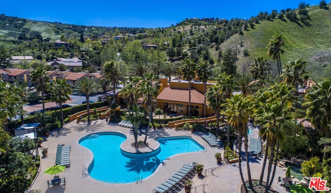 Primary Photo - 26347 Thousand Oaks Blvd