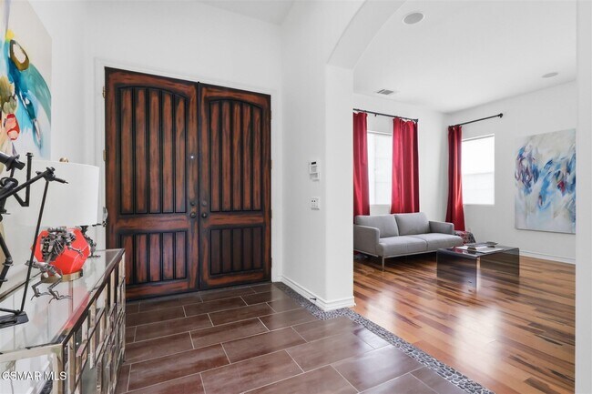 Building Photo - 9651 Sagebrush Ave