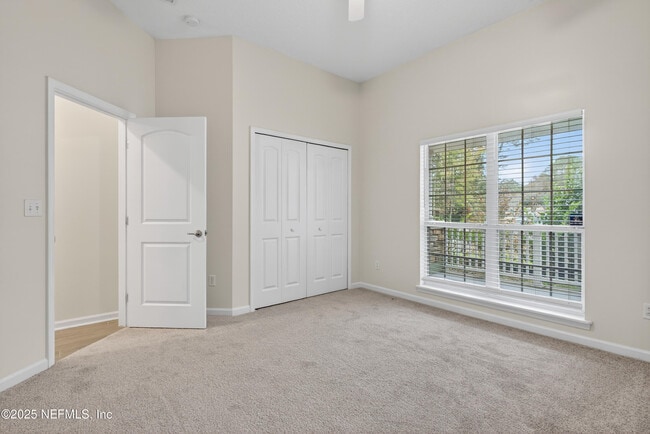 Building Photo - 14344 Summer Breeze Dr