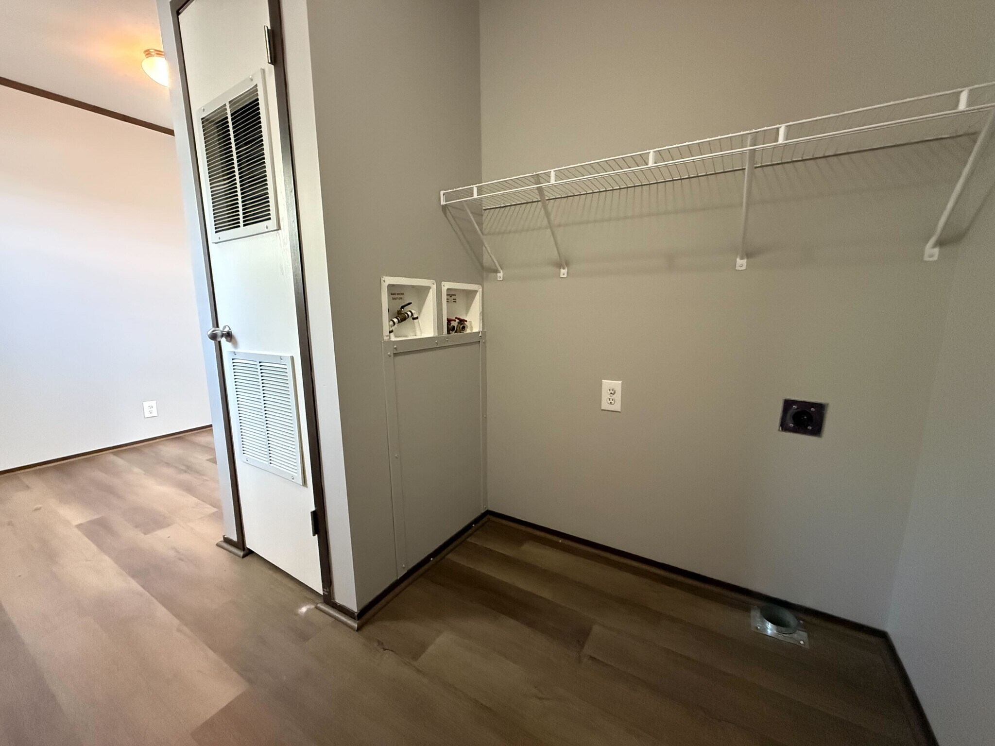 Building Photo - 11796 Cascade Cir
