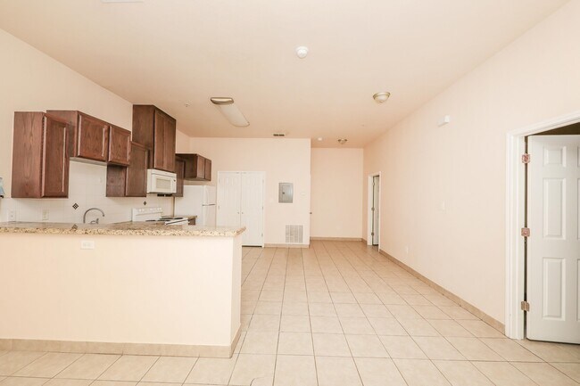 Building Photo - 2119 S Ejido Ave
