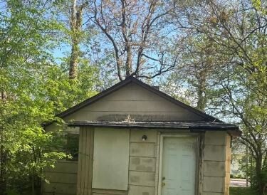 Building Photo - 2615 W Hayes St