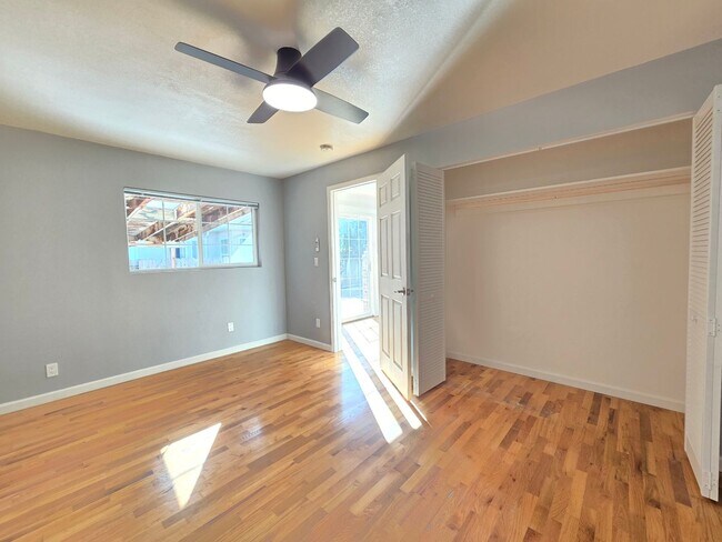 Building Photo - Beautifully Renovated 3-Bedroom / 2-Bathroom Duplex-Style Home in Prime Sunnyvale