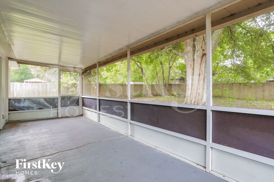 Building Photo - 4034 Dalry Dr