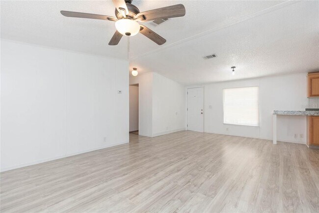 Building Photo - 14130 Bowie Rd