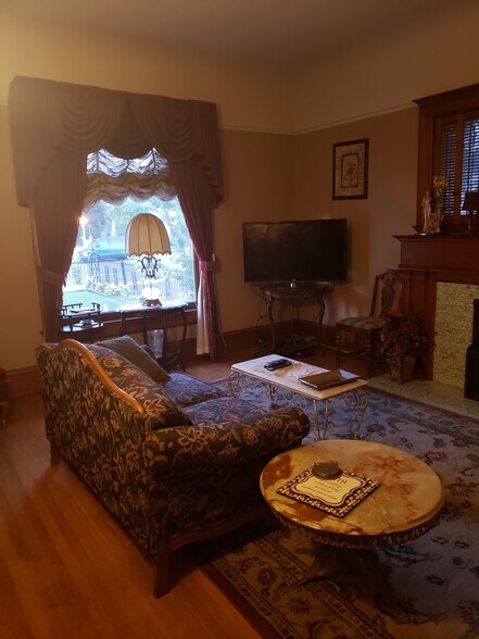 Building Photo - 2374 Mission Inn Ave