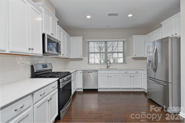 Building Photo - 1036 Easley St
