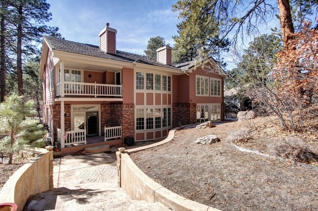 Building Photo - Castle Pines Village Luxurious Custom Home...