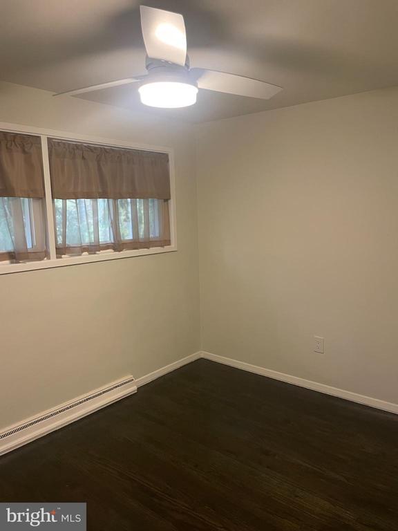 Building Photo - 54 War Trophy Ln