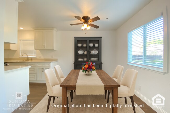 Building Photo - PRICE REDUCTION! 2BD/1BA Duplex In Downtown Sonoma!