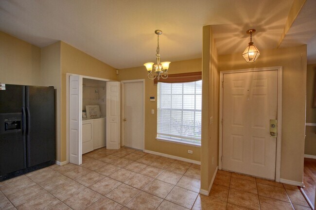 Building Photo - 2120 Falkner Rd