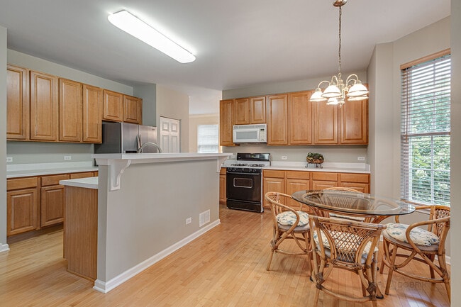 Building Photo - 1999 Trevino Terrace