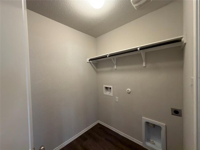 Building Photo - 21700 Urraca Ln