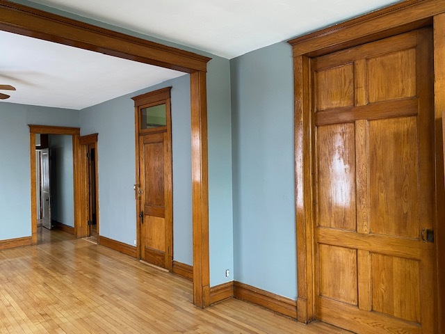 Entrance/Hall - 10422 S Avenue L