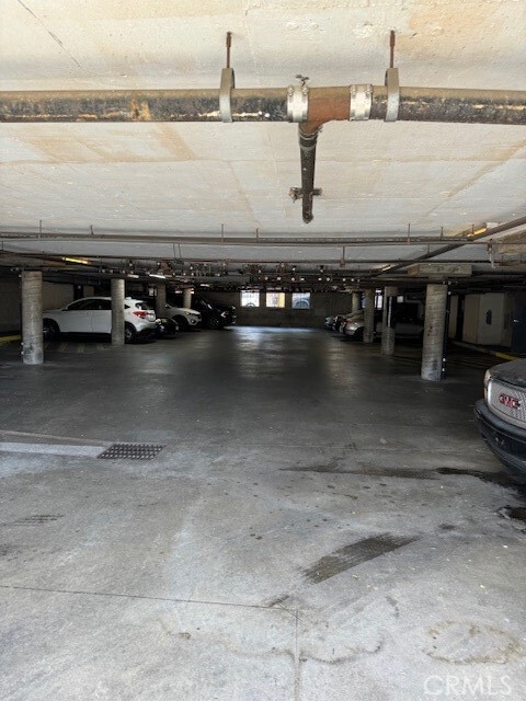 Building Photo - 900 Rose Ave