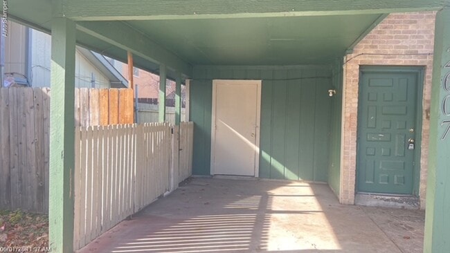 Building Photo - 2607 San Sebastian