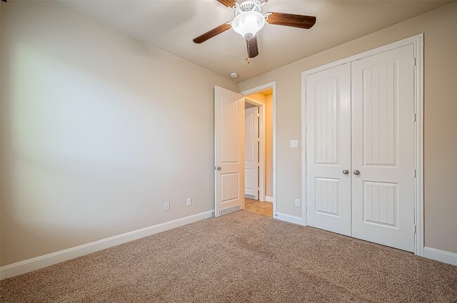 Building Photo - 10839 Paula Bluff Ln