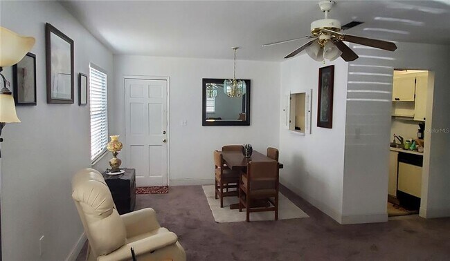 Building Photo - 5925 Terrace Park Dr N