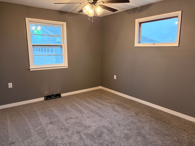 Building Photo - Spacious 2-Bedroom Home in Fulton!