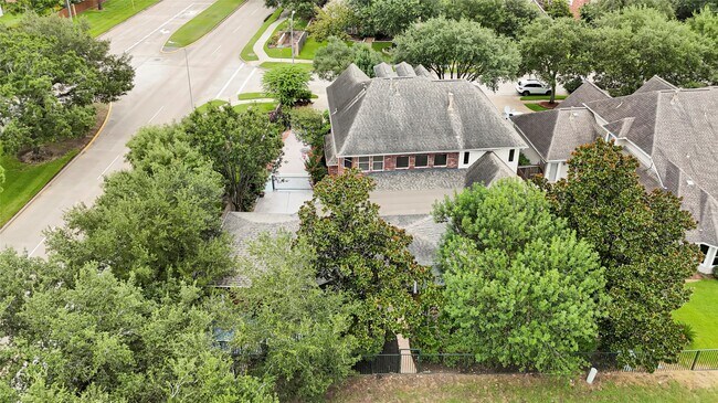 Building Photo - 8619 Arranmore Ln