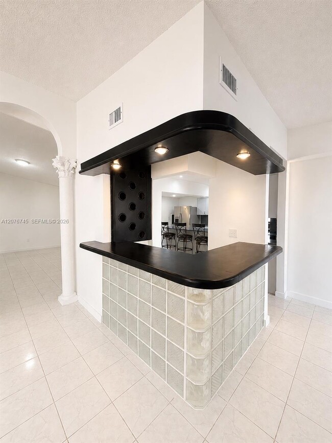 Building Photo - 3011 SW 117th Ave