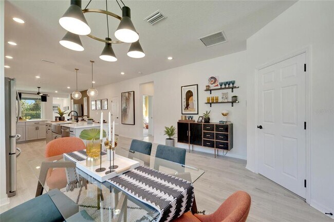 Building Photo - 5414 Silver Sun Dr