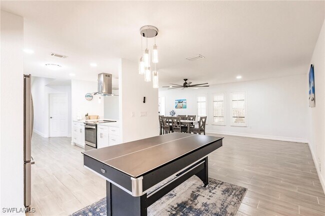 Building Photo - 176 N Waterway Dr NW