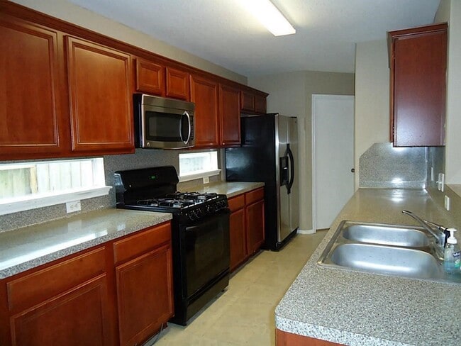 Building Photo - 11047 KNOBBLEY Oak Ct