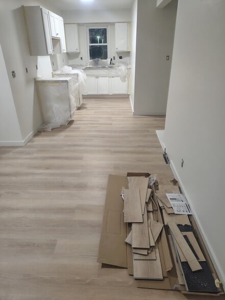 Building Photo - 403 1st Ave SE