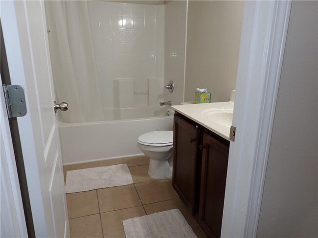 Building Photo - 3861 Branford Ct