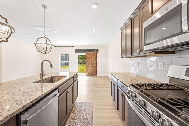 Building Photo - 229 Quinn Rd