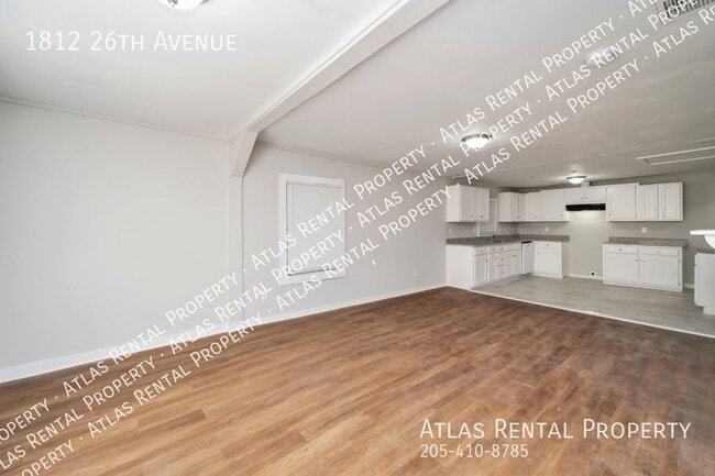 Building Photo - 1812 26th Ave