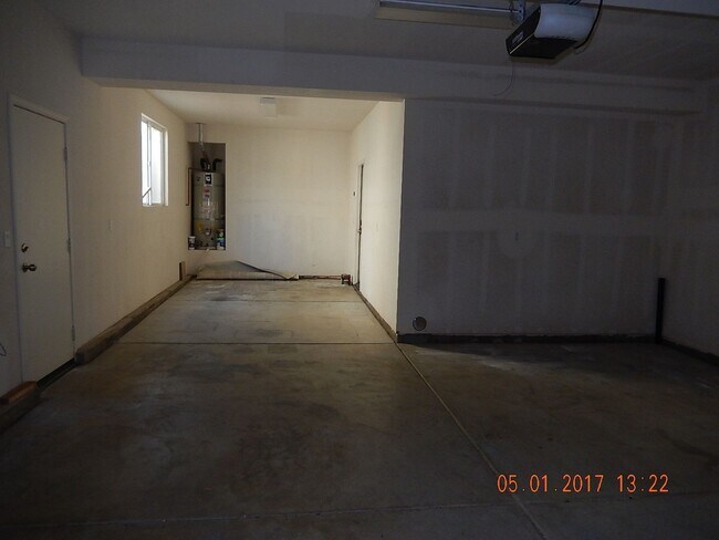Building Photo - Two story, 2750 Sq Ft home with three car ...