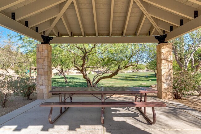 Building Photo - 6850 E Pearl St