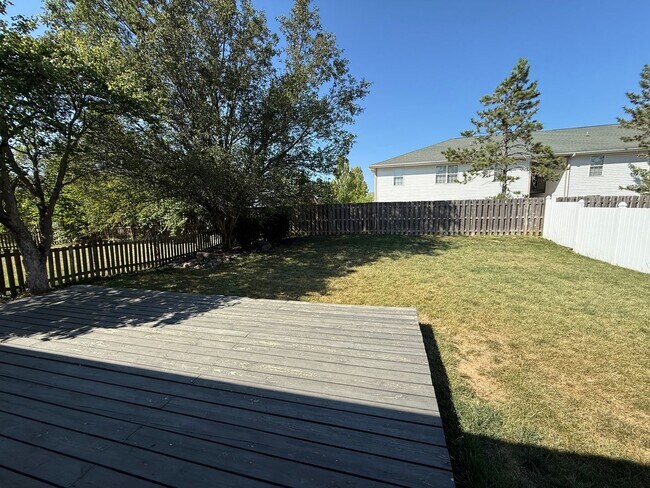 Building Photo - Spacious 3BR 2BA w/ Fenced Yard • 2-Car Garage  • Deck & Patio near Pickerington Schools