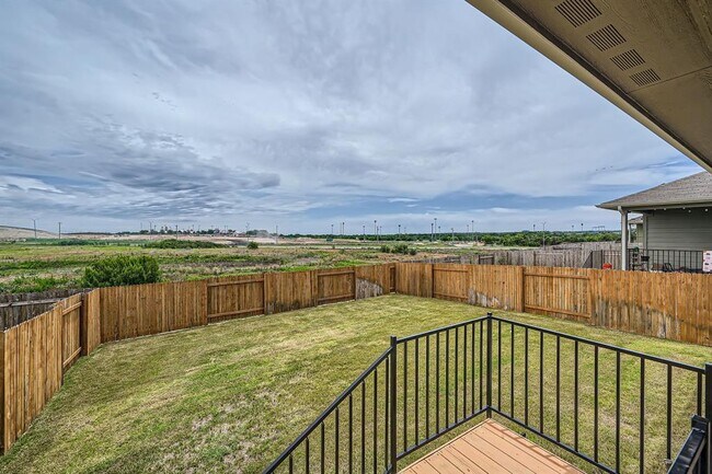 Building Photo - 2871 Mill Run Bnd