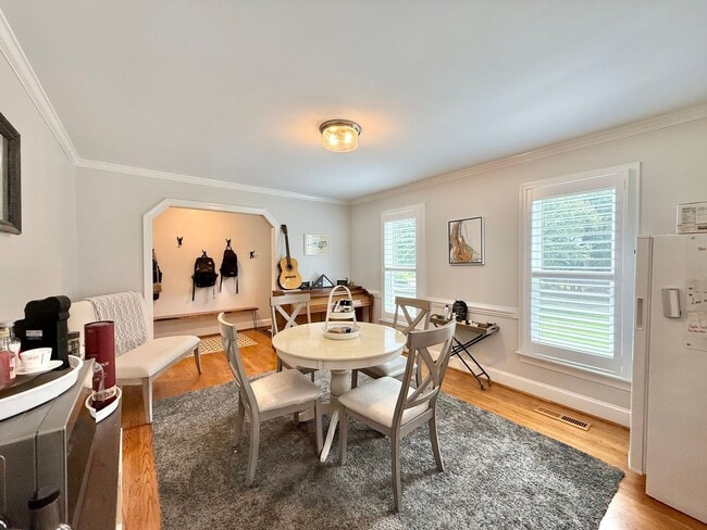 Building Photo - Stunning *4BD, 3BA North Raleigh Home on a...