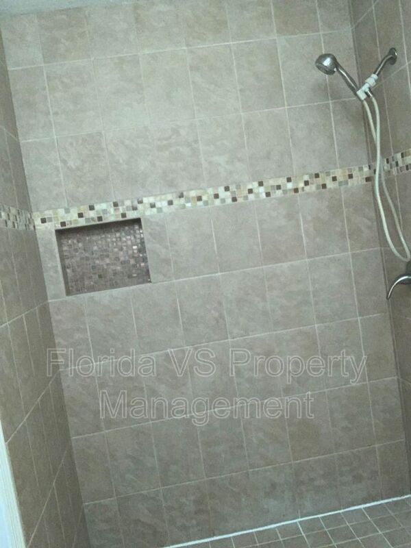 Building Photo - 13102 Mulberry Park Dr