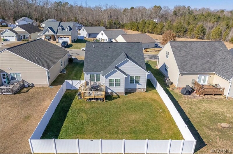 Building Photo - 3913 Lighthouse Ln