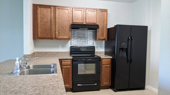 Building Photo - 245 Arbor Lakes Dr