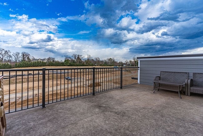 Building Photo - Luxury Townhome with Stunning Views and Prime Location For Sale or For Rent near National Harbor