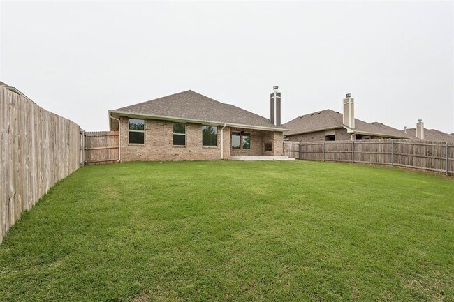 Building Photo - 16129 Villa Valeria Way