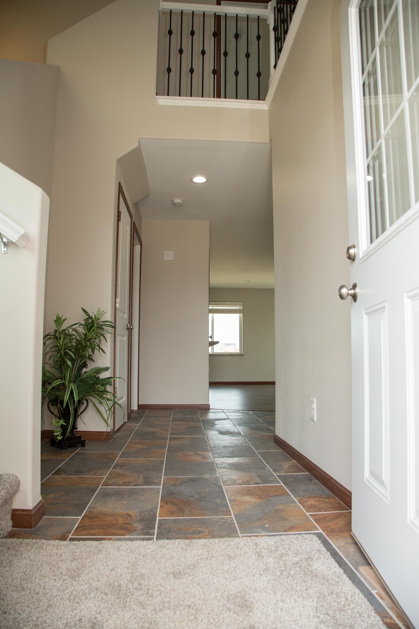 Building Photo - 6333 Pawnee Ln