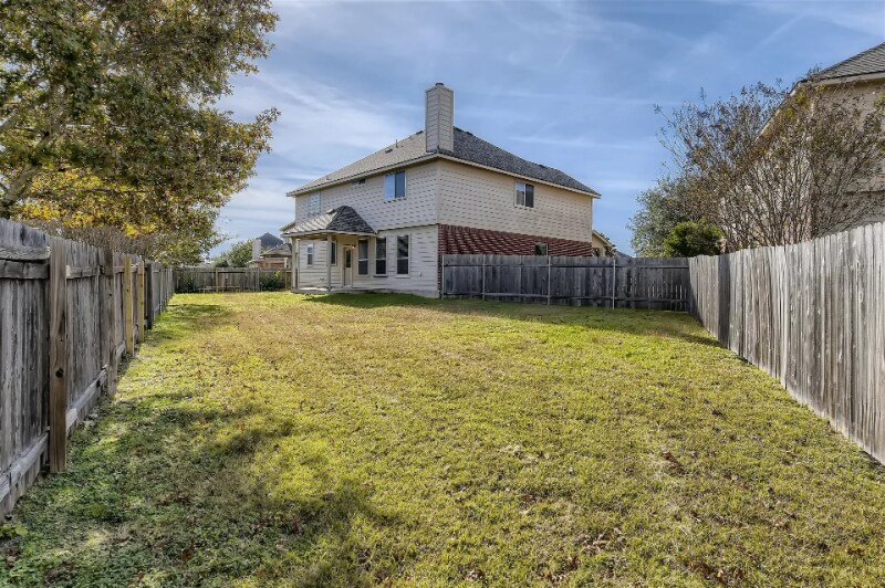 Building Photo - 1104 Canoe Cove