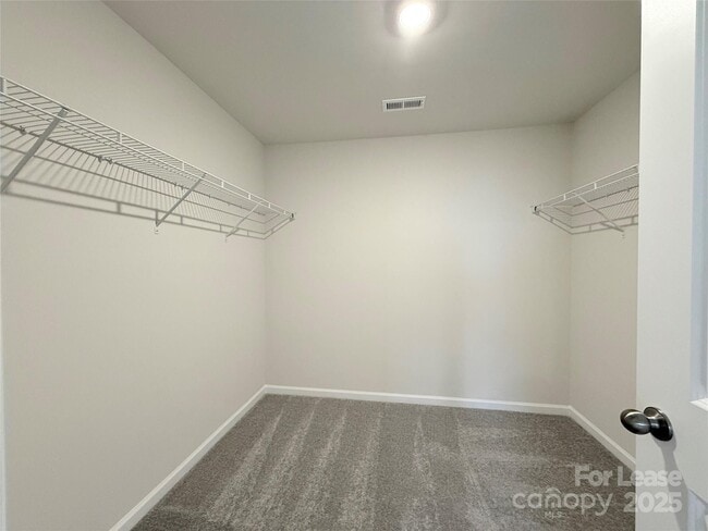 Building Photo - 6337 Fairfax Ct