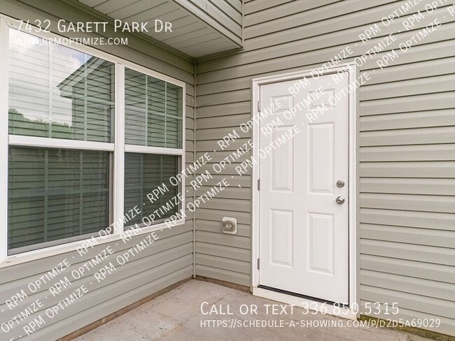 Building Photo - 7432 Garett Park Dr