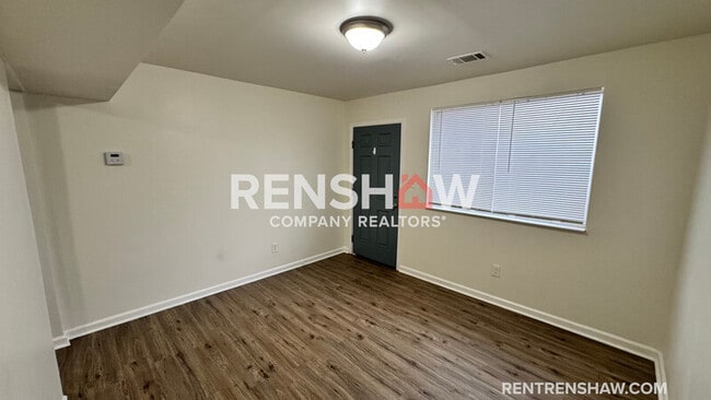 Building Photo - 288 Leath St